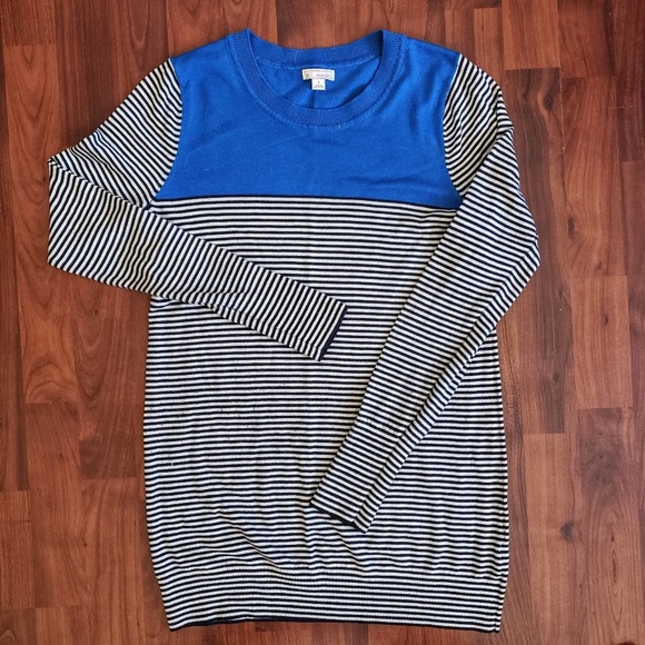 3/$25 Gap stripes color block sweater - Picture 1 of 3